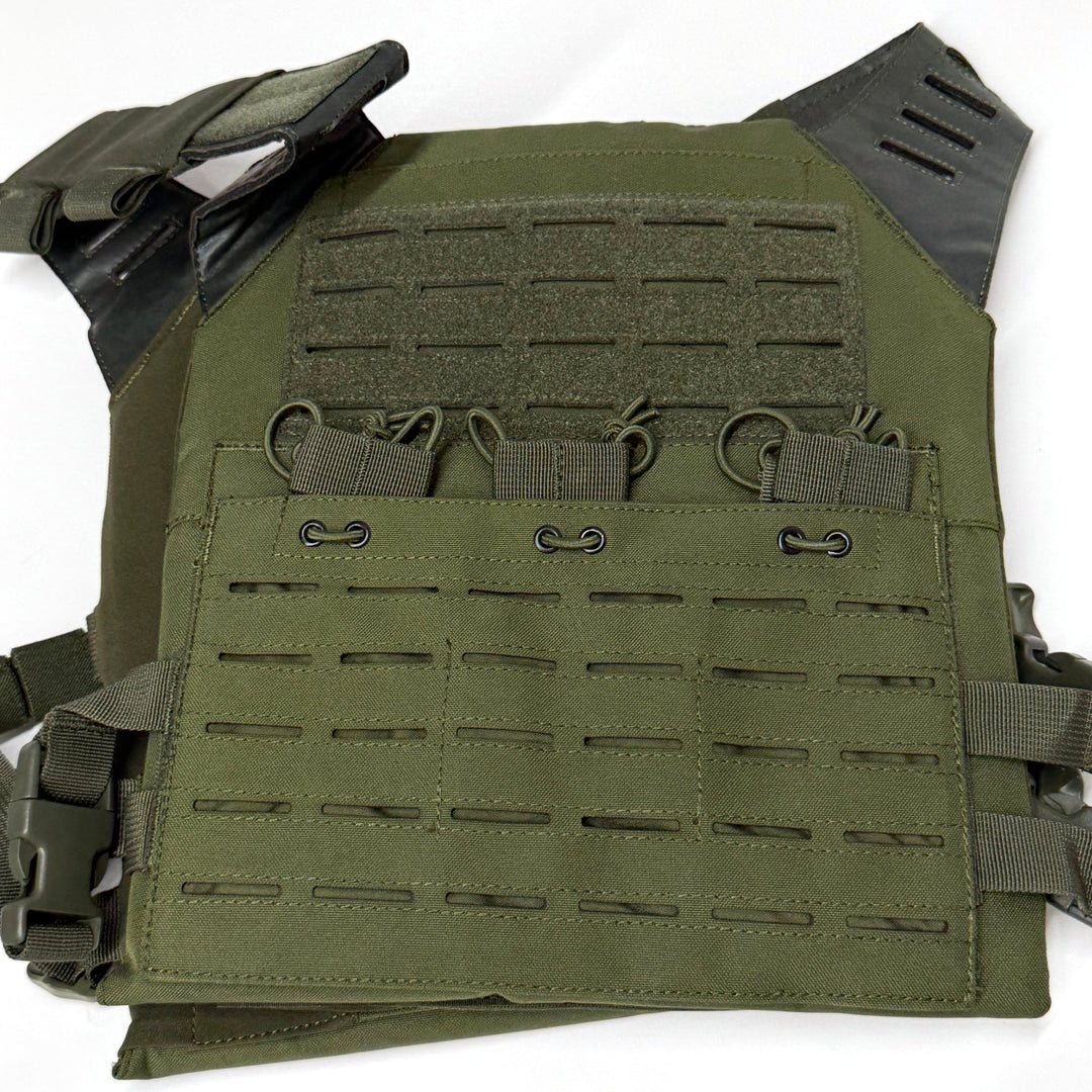 Air Raid Laser Cut MOLLE Plate Carrier with Triple Magazine Pouch - TippmannParts